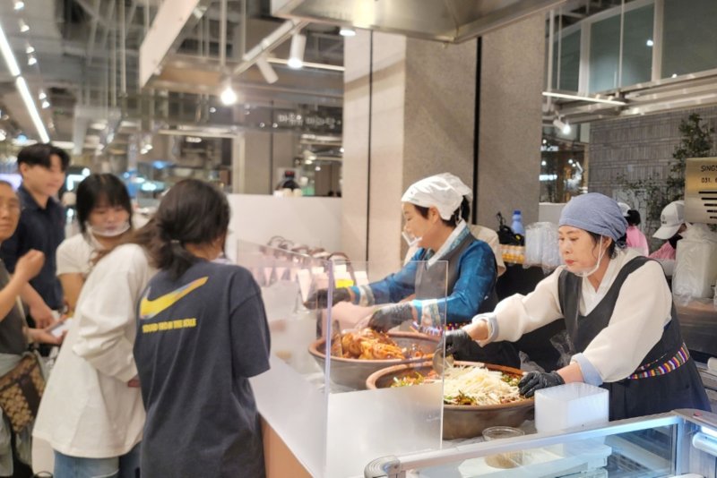 더현대 해외 바카라사이트에 들어선 '광주 해외 바카라사이트 팝업스토어'.(광주시 제공. 재판매 및 DB 금지)