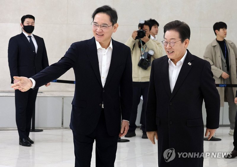 지난 3월 이재용 회장을 만난 이재명 대통령 (출처=연합뉴스)