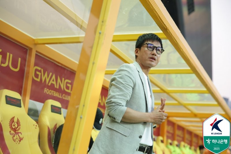 [서울=뉴시스] 프로축구 K리그1 바카라사이트 비타임FC의 이정효 감독. (사진=한국프로축구연맹 제공) *재판매 및 DB 금지