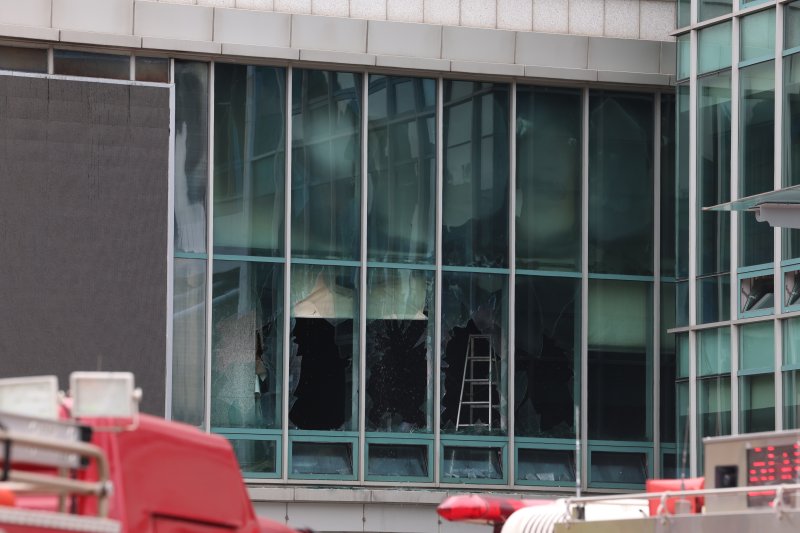 10일 서울 종로구 조계사 옆 불교중앙박물관에서 발생한 화재로 유리창이 깨져 있다. 2025.6.10/뉴스1 ⓒ News1 김명섭 기자