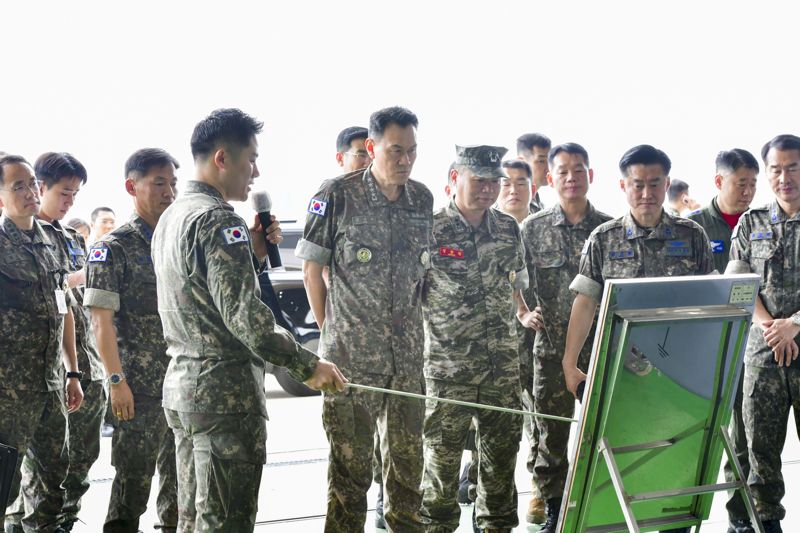 김명수 합참의장 "2작전사령부·11전투비행단서 대비태세 현장점검"