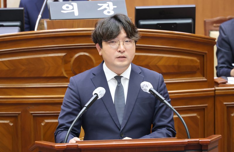 [전주=뉴시스]윤난슬 기자 = 장병익 전주시의원(완산동, 중화산1·2동).(사진=전주시의회 제공)