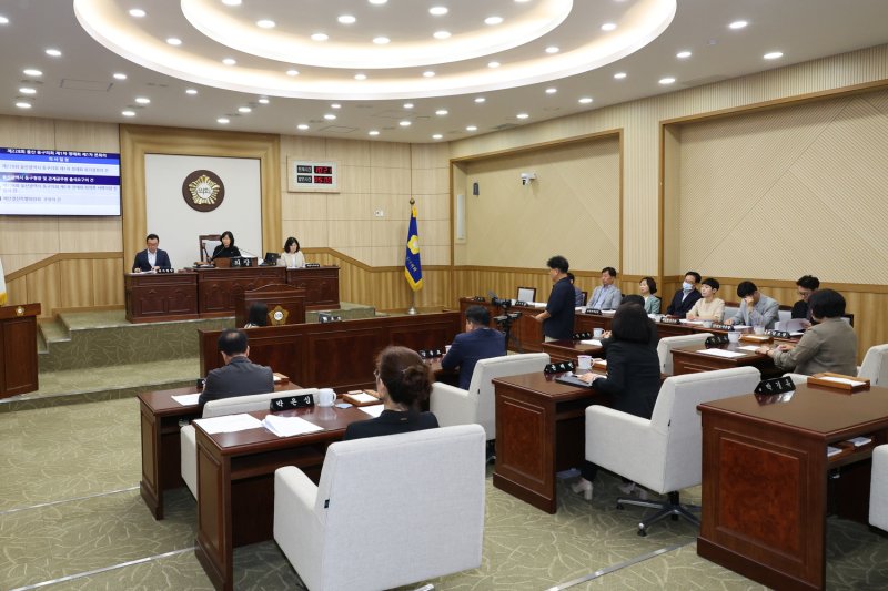울산 동구의회가 10일 제228회 제1차 정례회를 개회했다고 밝혔다.(울산동구의회제공. 재판매 및 DB 금지)