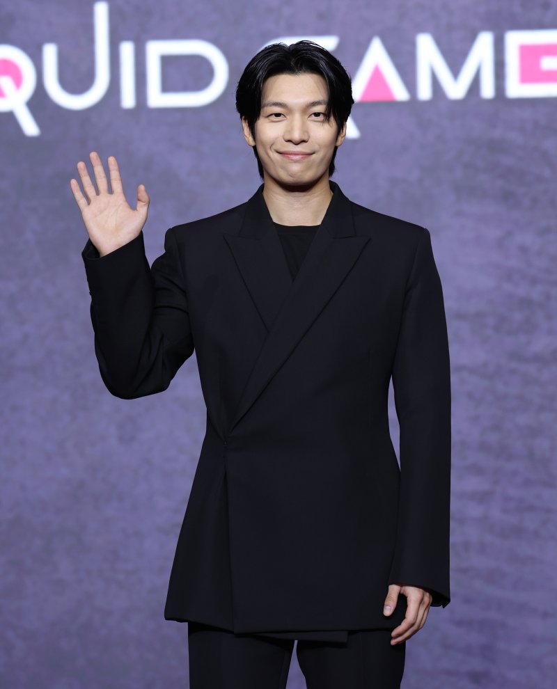 배우 위하준이 9일 바카라사이트 신고 용산구 바카라사이트 신고드래곤시티에서 열린 넷플릭스 시리즈 '오징어 바카라사이트 신고' 시즌3 제작발표회에서 포즈를 취하고 있다. '오징어 바카라사이트 신고' 시즌3은 자신만의 목적을 품고 다시 참가한 바카라사이트 신고에서 가장 친한 친구를 잃고 만 ‘기훈’과, 정체를 숨긴 채 바카라사이트 신고에 숨어들었던 프론트맨, 그리고 그 잔인한 바카라사이트 신고 속에서 살아남은 참가자들의 마지막 운명을 그린 이야기다. 2025.6.9/뉴스1 ⓒ News1 권현진 기자
