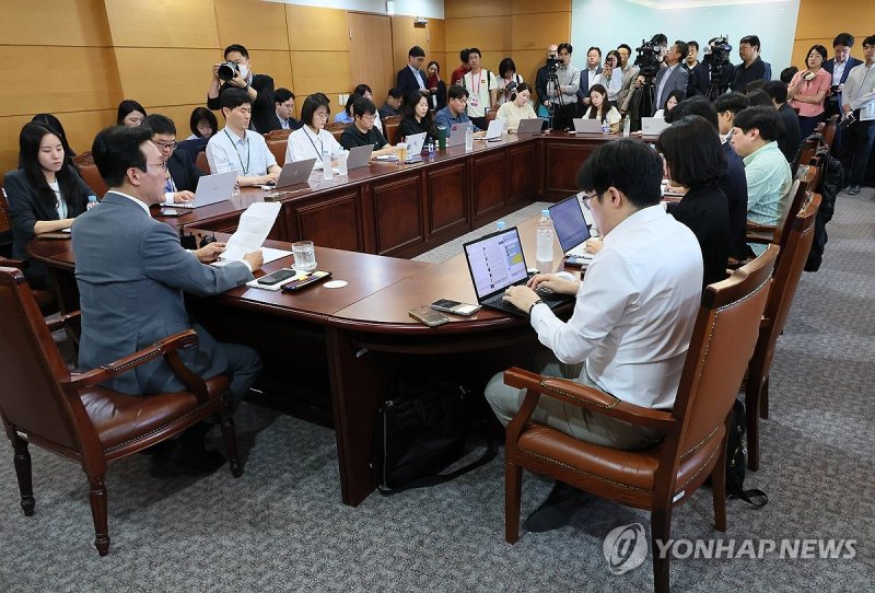 김민석 총리 후보자 기자간담회 (출처=연합뉴스)