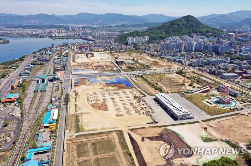춘천 한복판 옛 캠프페이지 부지 (출처=연합뉴스)