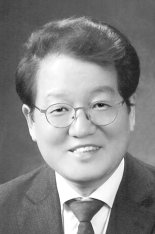 고려대 통일외교학부 교수 전 국가슬롯 머신 사이트전략연구원장