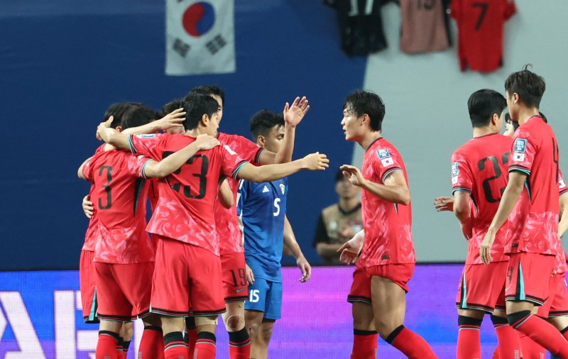 한국, 행운의 골로 쿠웨이트에 1-