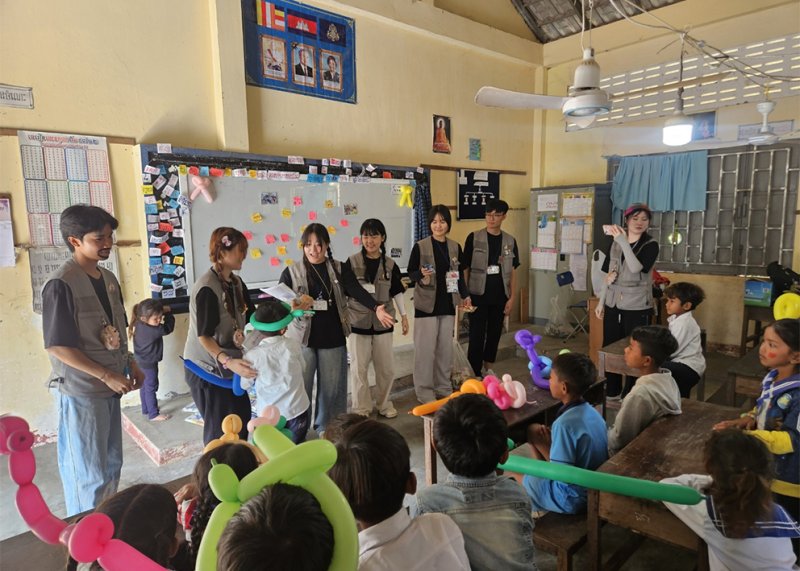 [익산=뉴시스] 원광대학교 국립국제교육원 지난 2024년 해외교육봉사 모습. (사진=뉴시스 DB). photo@newsis.com *재판매 및 DB 금지