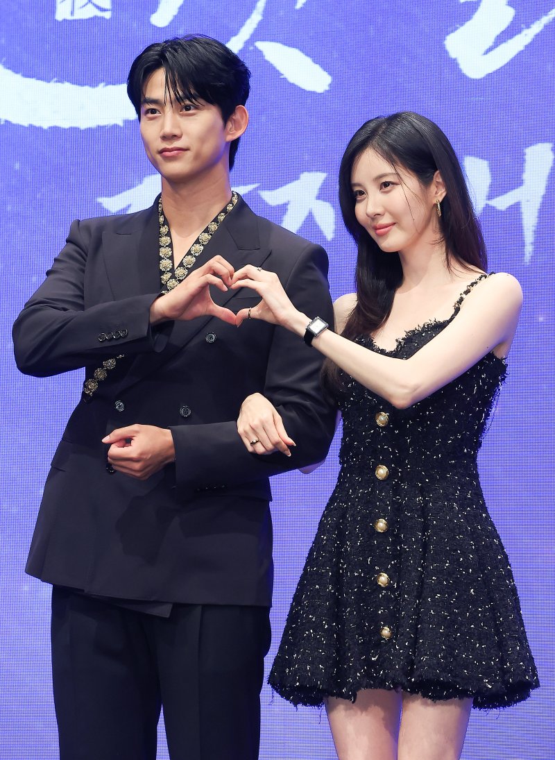 '남주의 첫날밤' 옥택연·서현, 국가유산 훼손 사과 "경각심 가지게 돼"