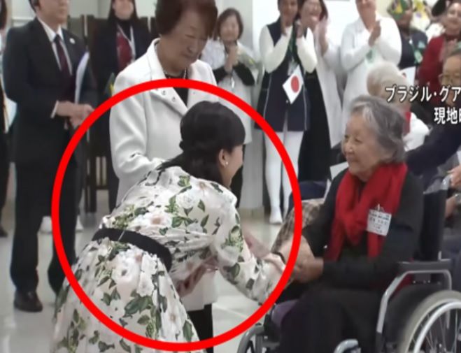 '얼짱공주' 입은 원피스 화제, 가격은 무려...