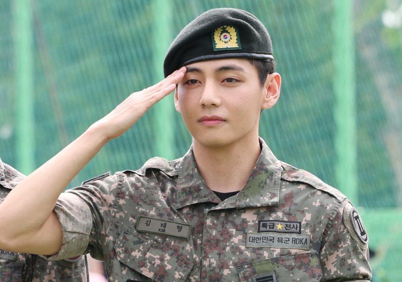 [뉴스1 ★]진부터 정국까지 군복무 마친 BTS…눈물·색소폰·13Kkg 감량