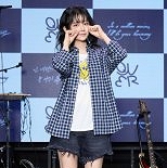 QWER 쵸단, ′무릎 부상′ 활동중단 ″회복 기간 갖기로″
