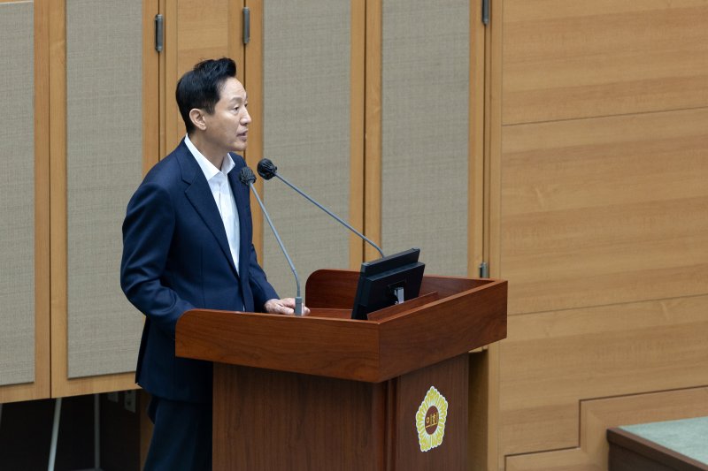 포 카드 포커 서울시장이 서울 중구 서울시의회에서 열린 제331회 정례회 제2차 본회의에서 박수빈 서울시의원의 시정질문에 답하고 있다. 2025.6.11/뉴스1 ⓒ News1 이승배 기자