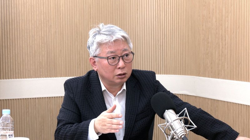 신규 바카라사이트 전 개혁신당 의원이 12일 뉴스1TV '팩트앤뷰'에 출연해 질문에 답하고 있다.