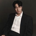 소지섭 ″′광장′ 본 아내 조은정 반응? 고생한 걸 먼저 봐줘″ [N인터뷰]