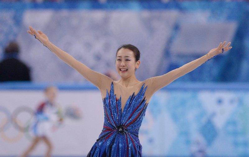 【소치(러시아)=뉴시스】 일본 피겨 국가대표 아사다 마오가 20일 오후(현지시각) 러시아 소치 해안클러스터 아이스버그 스케이팅 팰리스에서 열린 여자 피겨스케이팅 싱글 프리 프로그램에서 연기를 마치고 관중석을 향해 인사를 하고 있다. 2014.02.21.