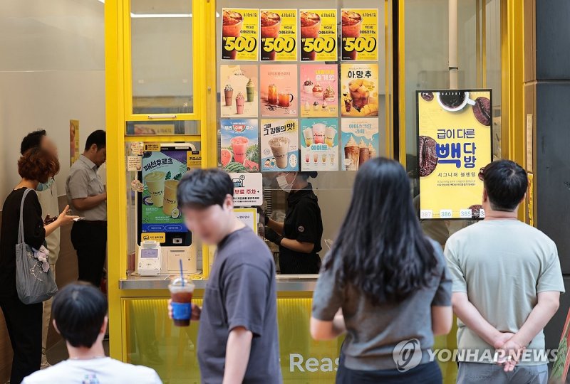 '백종원표 상생' 통했다? 더본코리아 가맹점주들 "매출·손님 돌아왔다"