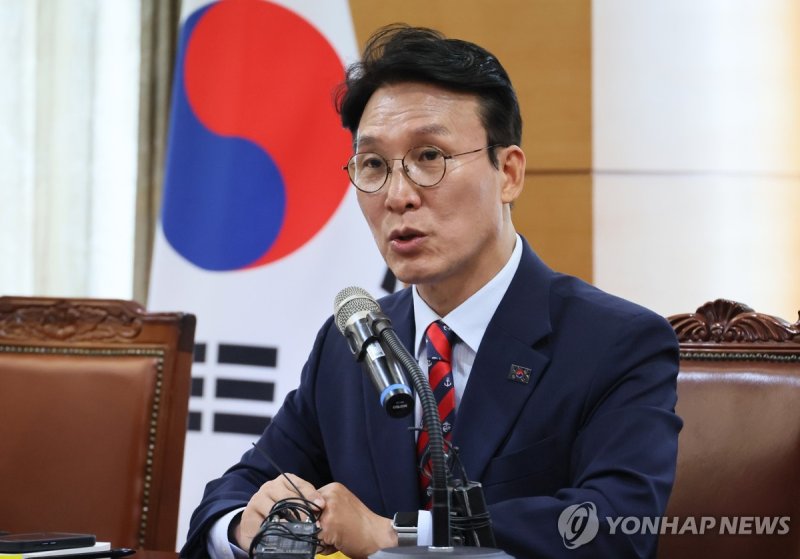 김민석 총리 후보자, 밥상물가 안정을 위한 경청 간담회 (출처=연합뉴스)