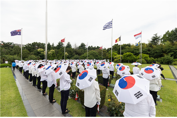 한국자유총연맹 부산시지부, 75주년 6·25전쟁 참전 UN전몰용사 28회 추모제