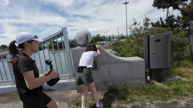지옥 같았다 율희, 산길 오버페이스에 쓰러졌다…탈수 증세