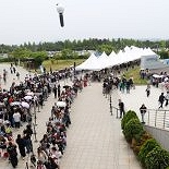 ″외딴 섬 같은 나도 빛날 수…″ 방탄소년단·아미 ′52㎐ 고래′, 정확한 헤엄의 실험