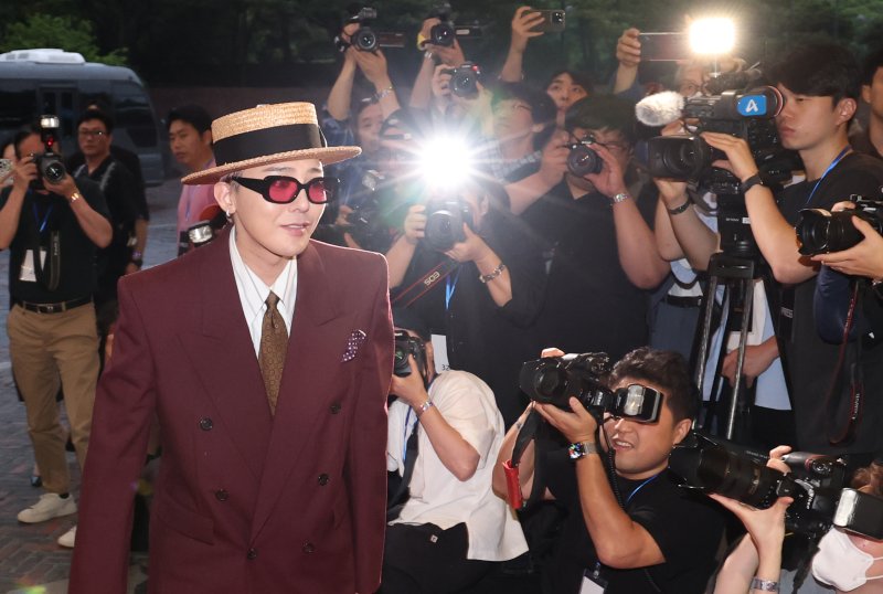 [뉴스1 ★]지드래곤, 청소년 알코올중독 치료 위해 8억8천만 원 기부