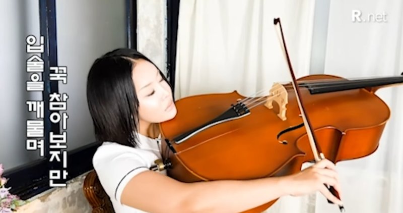 [단독] 새 부캐 '율'로 화제성 잡은 랄랄 "킹받지만 노래에 진심인"(인터뷰)