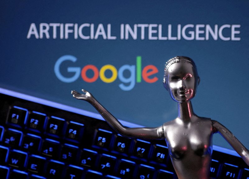 알파벳 산하 구글이 인공지능(AI) 코딩 에이전트 스타트업인 윈드서프에 24억달러를 내고 배타적이지 않은 기술 라이선스와 최고경영자(CEO)를 포함한 일부 직원을 고용하는 이른바 '인수고용(Acquihire)'에 합의했다고 월스트리트저널(WSJ)이 12일(현지시간) 보도했다. 로이터 연합