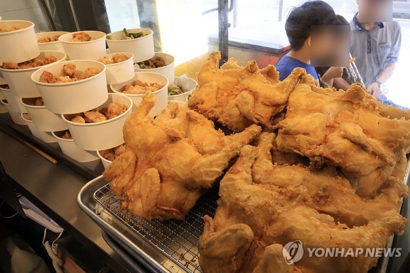 런치플레이션 심화…5년새 20% 이상 오른 외식품목 30개 달해 (출처=연합뉴스)