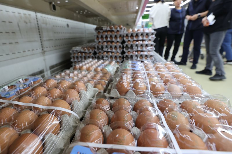李 지적한 라면값 2000원.. 韓 먹거리 물가, 美·日 보다 높다 <맛잇슈>