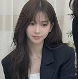 카리나, 친언니 결혼식 포착…무난 의상에도 민폐 하객 등극 [N샷]