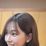 친언니 성당 결혼식 온 카리나 포착 ″너무 예쁘다″