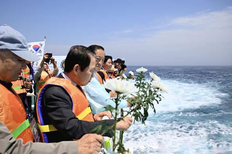 제10회 실향민문화축제가 13~15일 강원 속초시 조양동 엑스포 잔디광장 일원에서 열렸다. 이번 축제에는 7만2000여명이 방문한 것으로 집계됐다.(속초시 제공. 재판매 및 DB금지)/뉴스1
