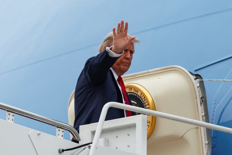 마크롱, G7 직전에 그린란드 지지 선언...트럼프 노렸나?