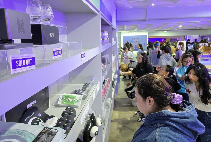 멕시코 BTS 팝업스토어 '인기몰이' (출처=연합뉴스)