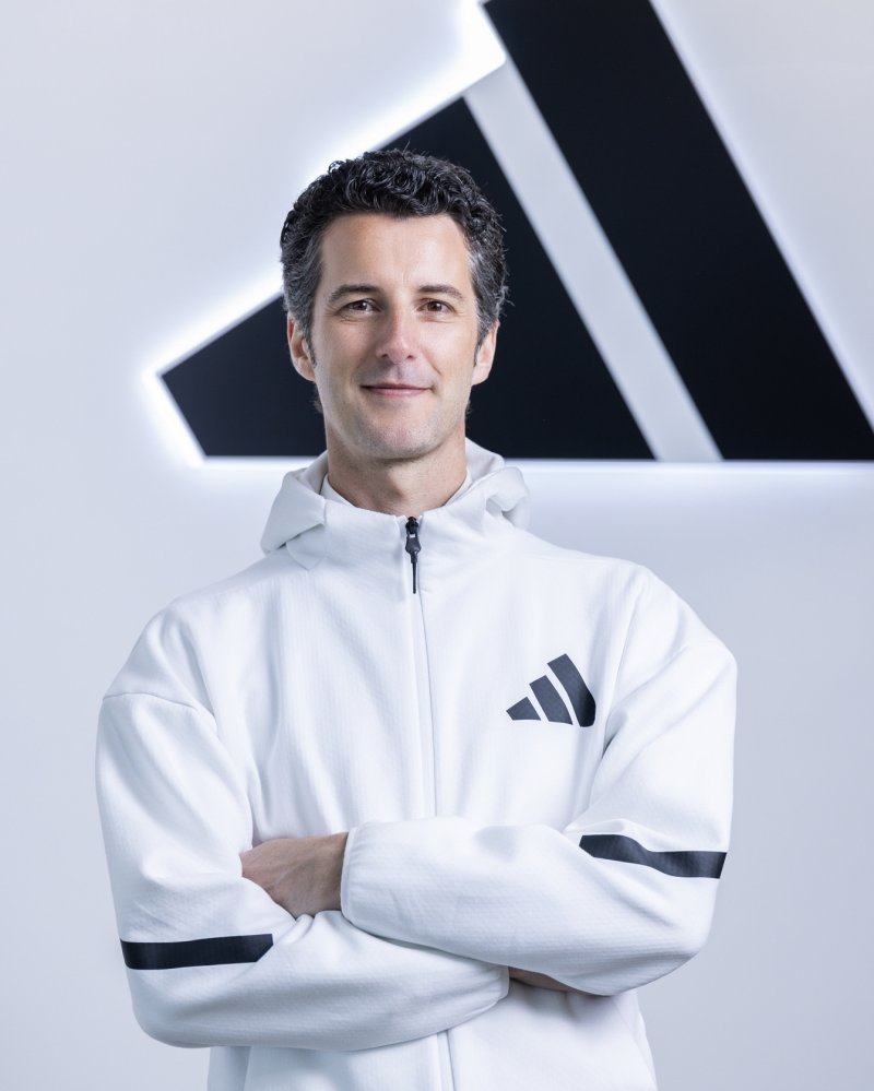 [서울=뉴시스] 글로벌 스포츠 브랜드 바카라사이트 굿모닝(Adidas)가 마커스 모렌트(Markus Morent)를 신임 바카라사이트 굿모닝코리아 대표이사(Managing Director)로 선임한다고 밝혔다. (사진=바카라사이트 굿모닝 제공) *재판매 및 DB 금지