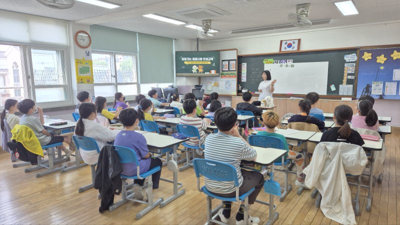 [대구=뉴시스]안전한 바카라사이트 산타카지노 '찾아가는 동물사랑 인성안전한 바카라사이트 산타카지노' 마무리(사진=대구보건대 제공) photo@newsis.com *재판매 및 DB 금지