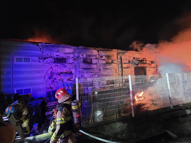 화재 현장. (경기도소방재난본부 제공. 재판매 및 DB 금지) 2025.6.16/뉴스1