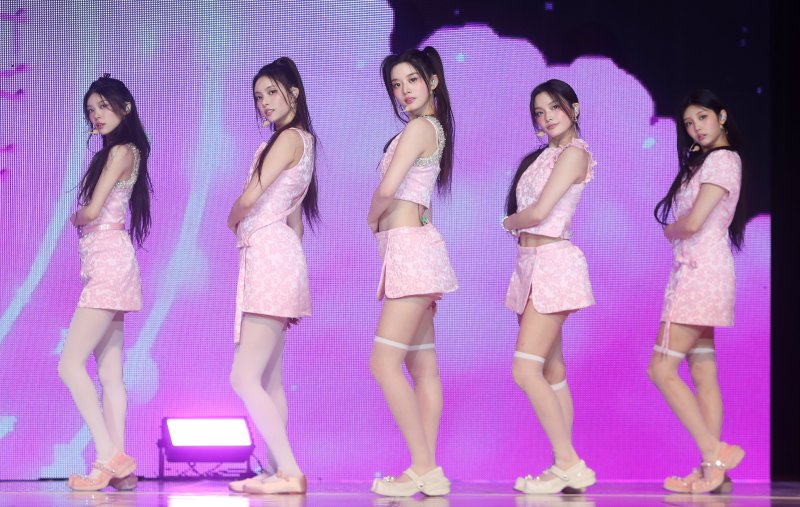 '꿍실냐옹' 아일릿, 빌려온 고양이? 나&middot;너 만나는 서로주체성