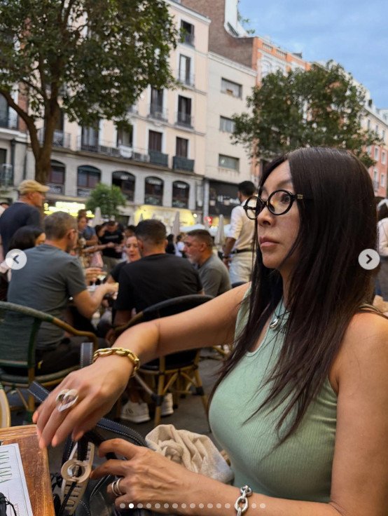 '62세' 황신혜, 지치지 않는 동안 미모…글래머 몸매까지 [N샷]