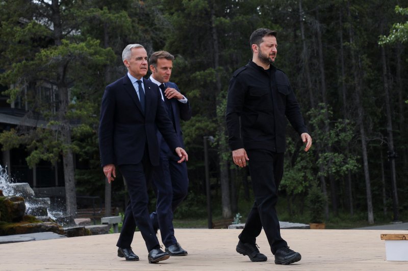 러시아 푸틴 "젤렌스키와 만날 준비됐다" 빠른 종전 언급