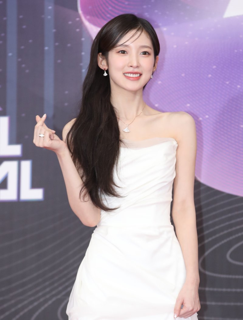 오마이걸 아린, 생일 맞아 자립준비청년 위해 2000만원 기부