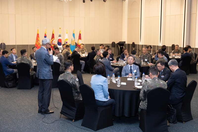 김명수 합참의장 "北 핵과 재래식 전력 강화에…확장억제 실행력 강화"