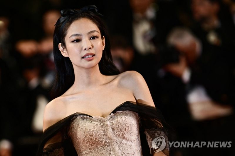 "제니는 내 딸" 친부 사칭男, 책까지 냈는데…법원 결정은