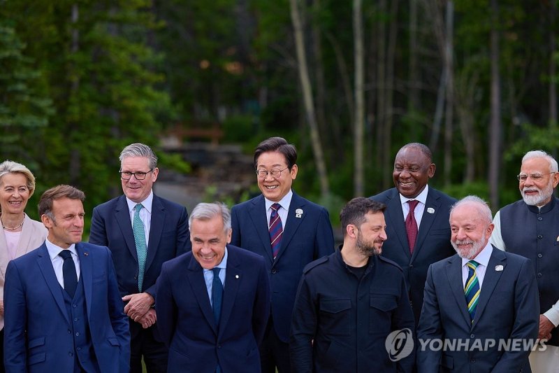 첫 순방 마친 李대통령, 조각 속도내나…기재·법무장관 등 주목
