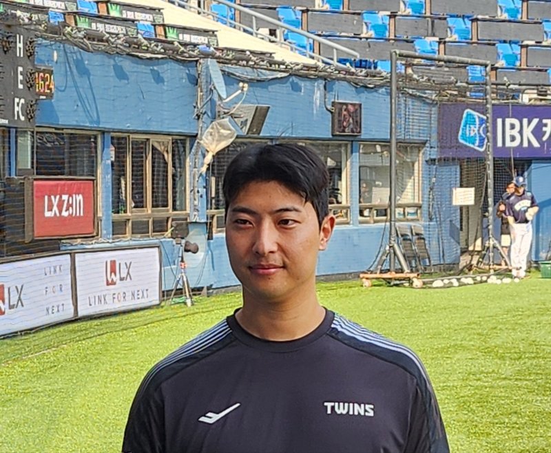 [서울=뉴시스] 박윤서 기자 = 프로야구 LG 트윈스 투수 이정용. 2025.06.18.