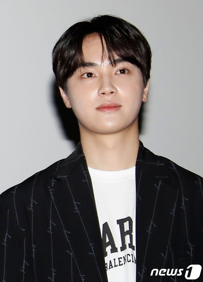 '퇴출' 주학년, 자필 사과문 "'그 자리'에 있었던 건 사실, 성매매는 안 해"