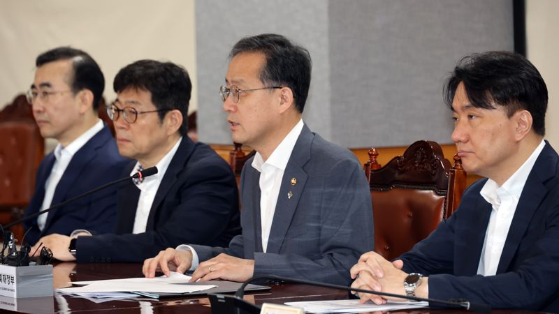 [영상] 정부 “중동 사태 불안정…금융·외환시장 24시간 점검”