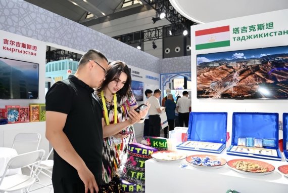 전자상거래부터 관광까지...중국&middot;중앙아시아 ‘실용 협력’ 가속